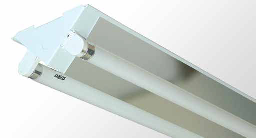 Triangle Batten - Twin Tube With Specular Aluminium Sides