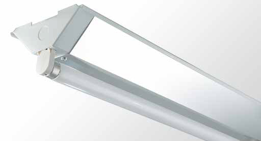 Triangle Batten - Single Tube With Specular Aluminium Sides